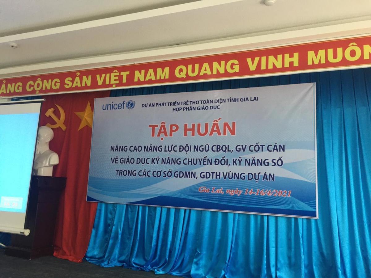 Cong Doan Gia Lai Hotel Pleiku Ngoại thất bức ảnh